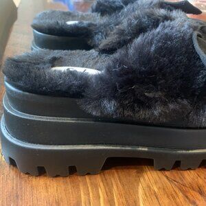 Platform Slippers/Sandals